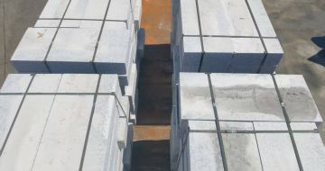 钦州 路沿石装车出货