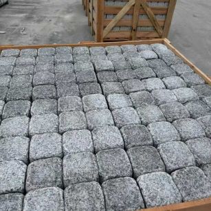 钦州 园林景观滚石