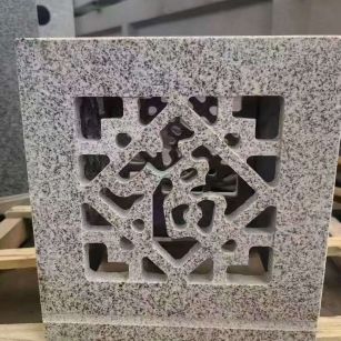 钦州 芝麻白花岗岩镂空雕花灯笼