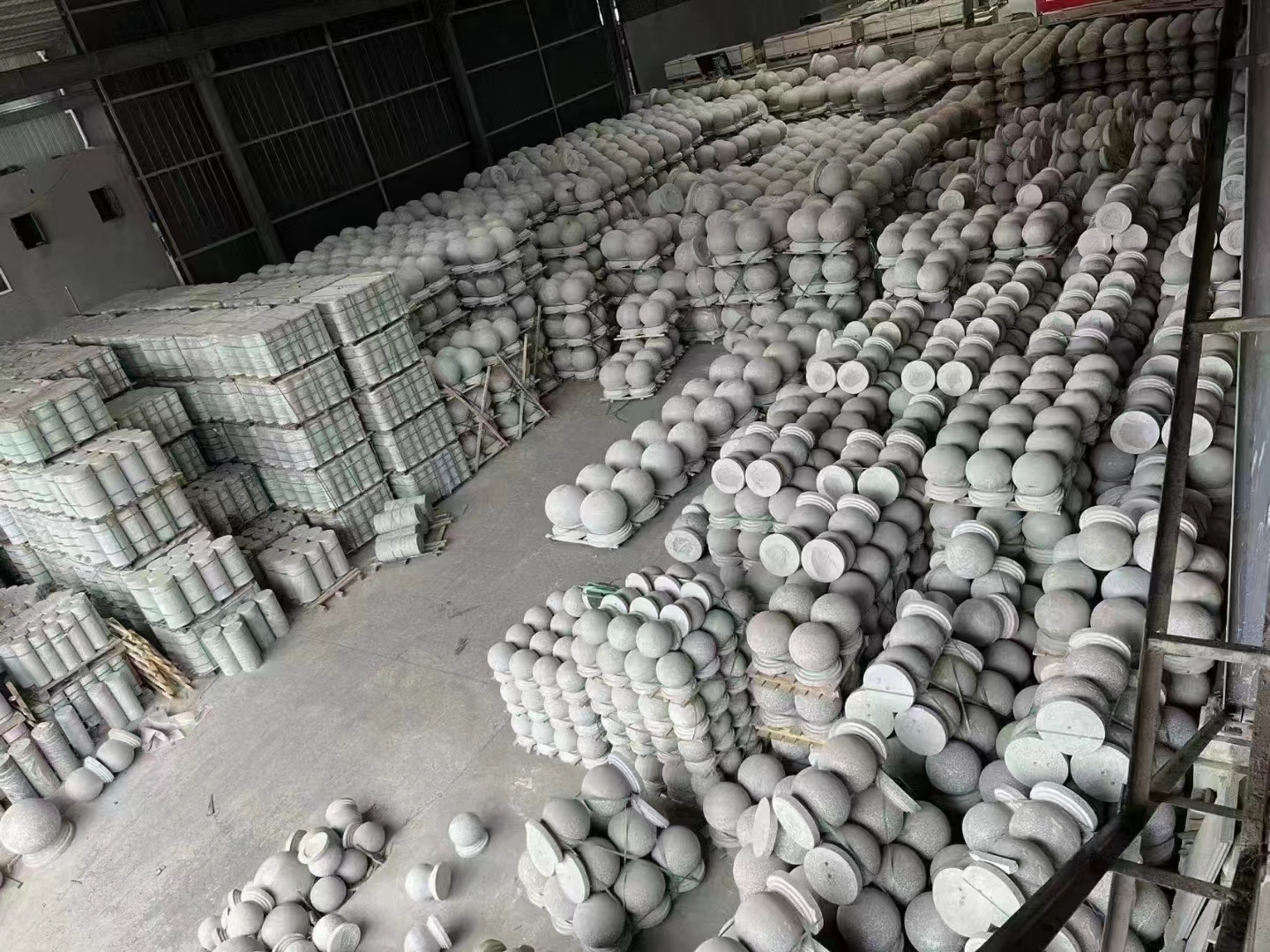 钦州 芝麻白挡车柱
