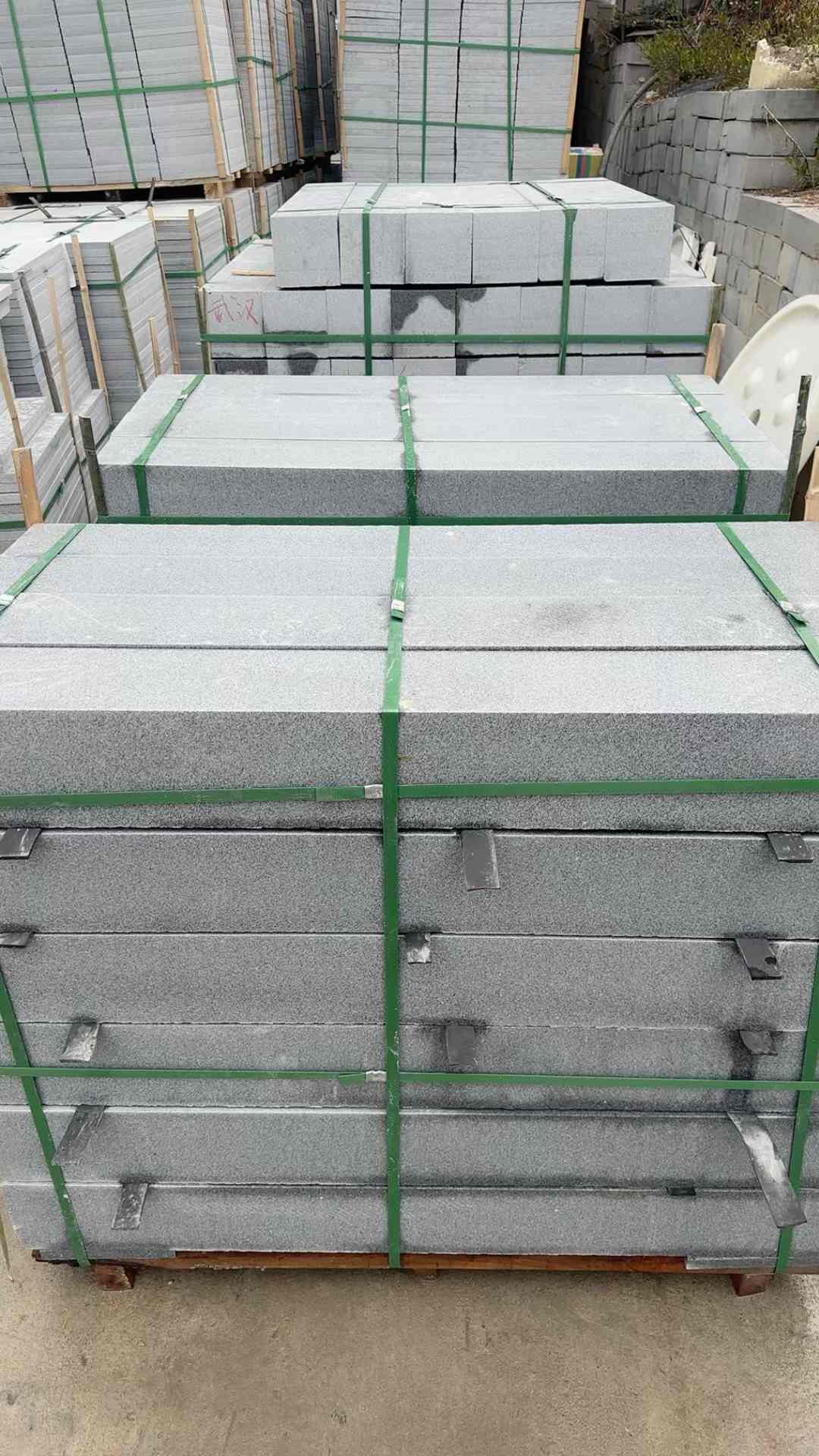 钦州 芝麻灰机切面栏杆