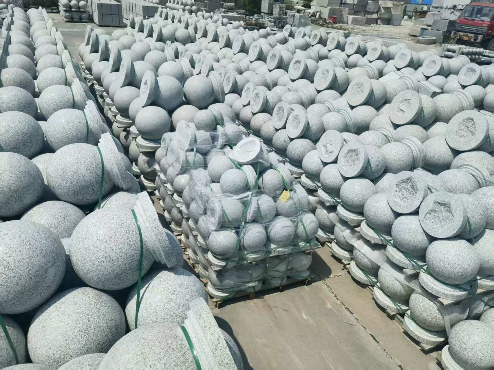 钦州 花岗岩实心圆球，石球，挡车球，挡车石，车止石，路障石。