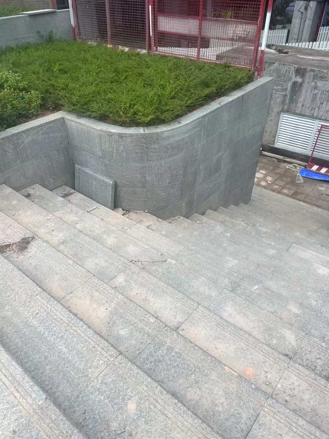 钦州 芝麻黑火烧面铺装案例