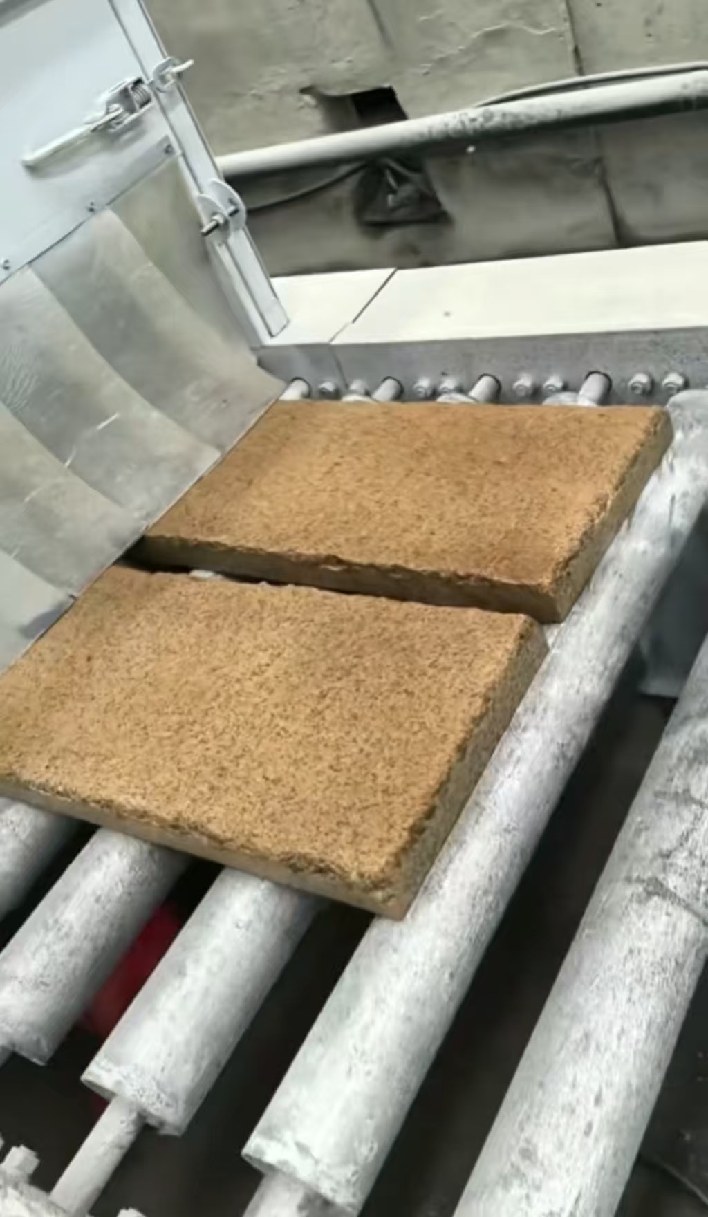 钦州 仿古石流水线生产，各种颜色可定制